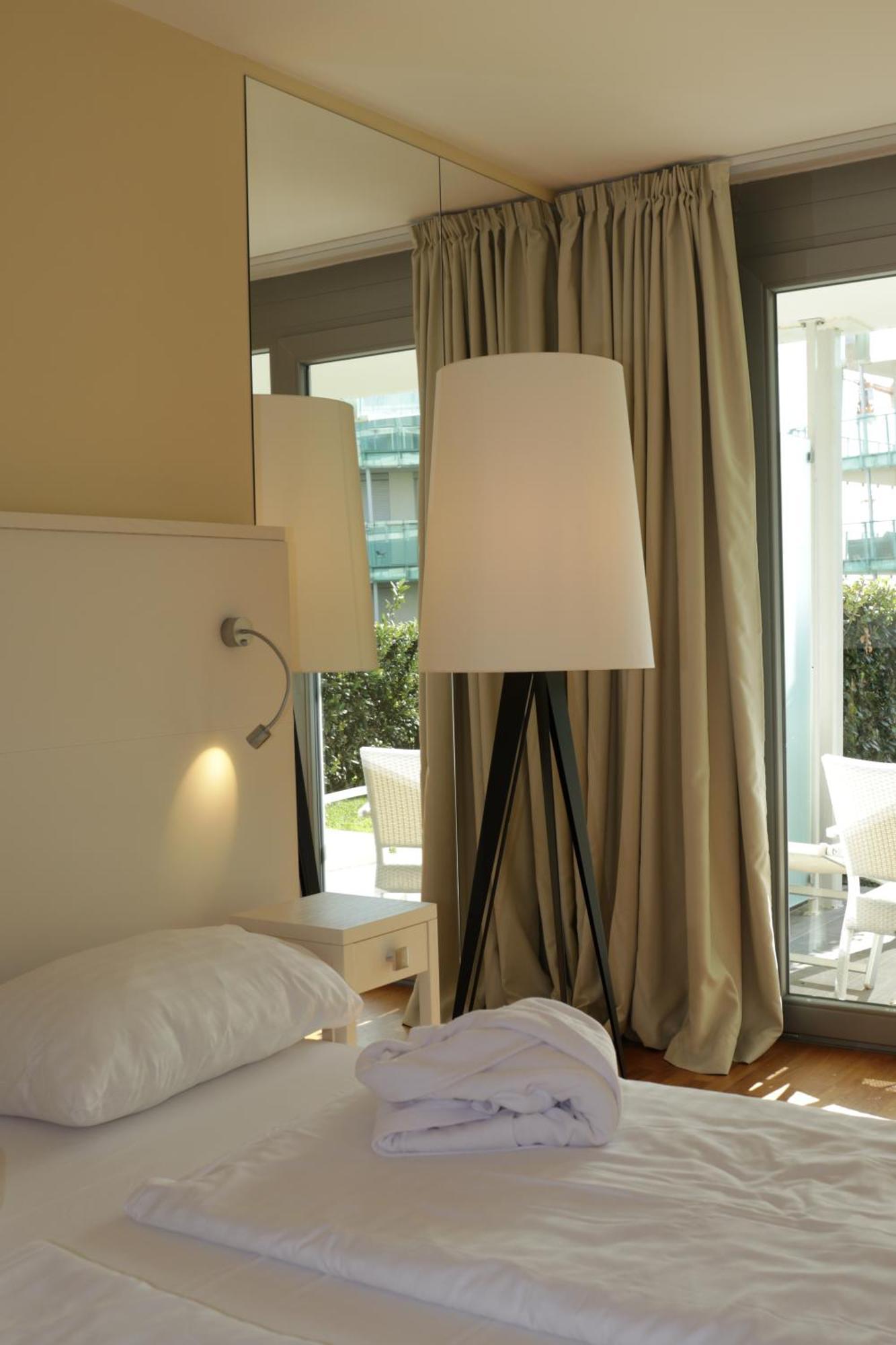 Nikola Luxury Apartments Senia Petrcane Esterno foto